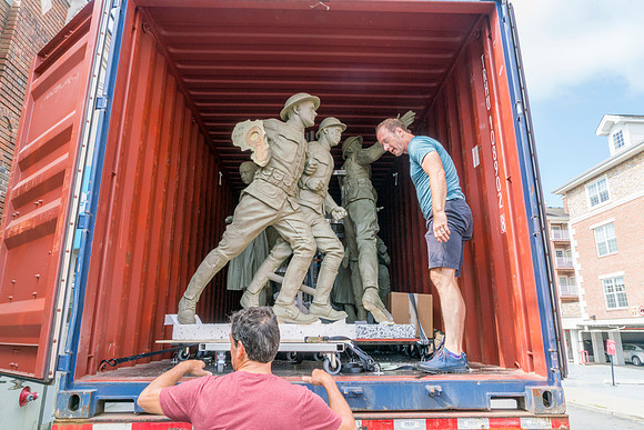 Sabin unloading Sculptures