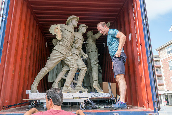 Sabin unloading Sculptures